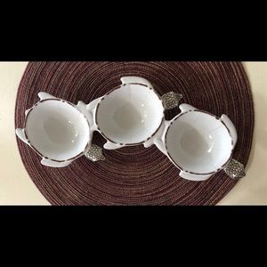 MUD PIE BOWL THREE WHITE TURTLES SILVER HEADS